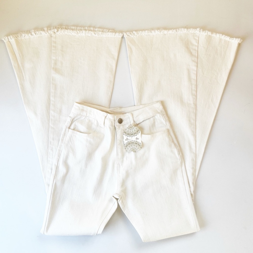 Altar'd State Tennley High Rise White Flare Bell Bottom Jeans 34” Inseam